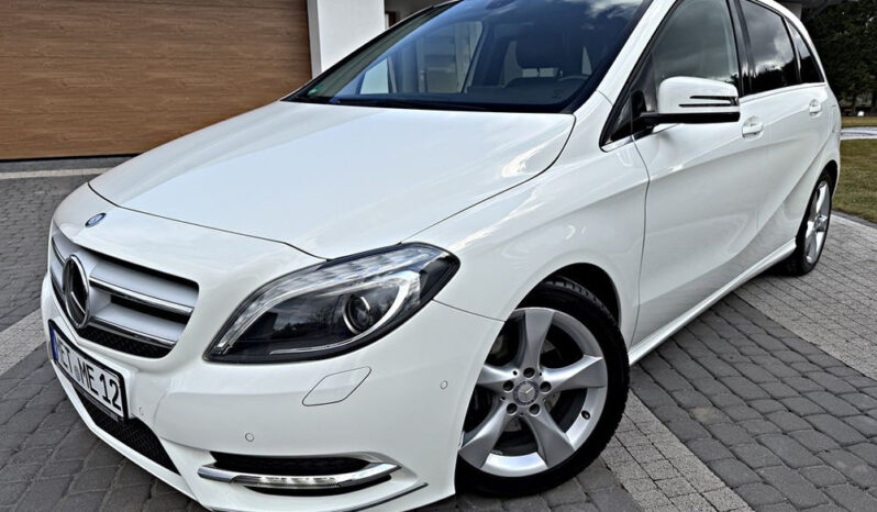 MERCEDES-BENZ Klasa B | FWD (przód) | Manualna | 156 KM | Biały