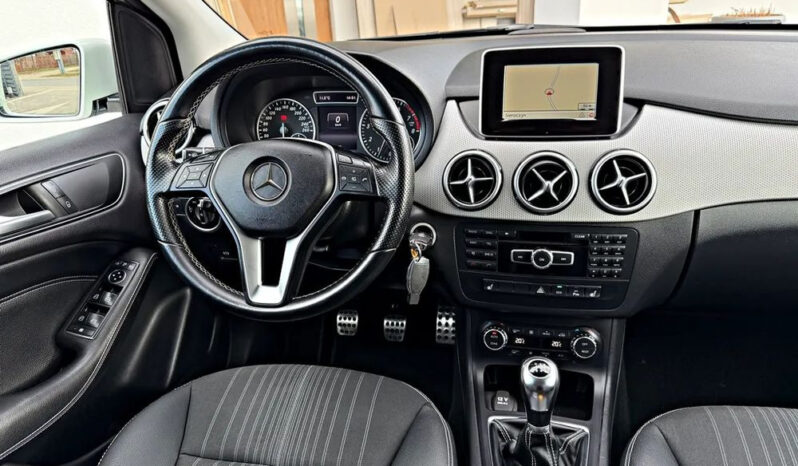 MERCEDES-BENZ Klasa B | FWD (przód) | Manualna | 156 KM | Biały full