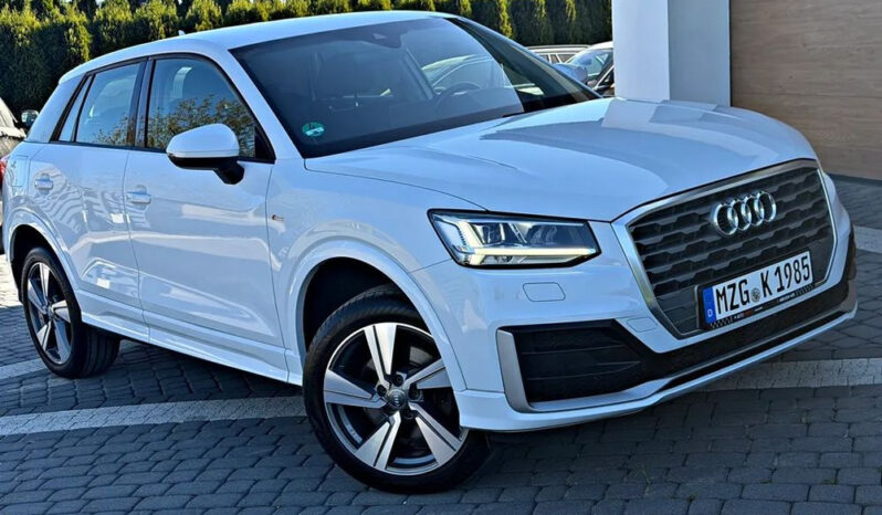 AUDI Q2  | FWD (przód) | Manualna | 116 KM | Biały full