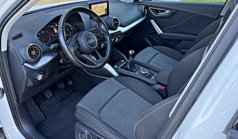 AUDI Q2  | FWD (przód) | Manualna | 116 KM | Biały full
