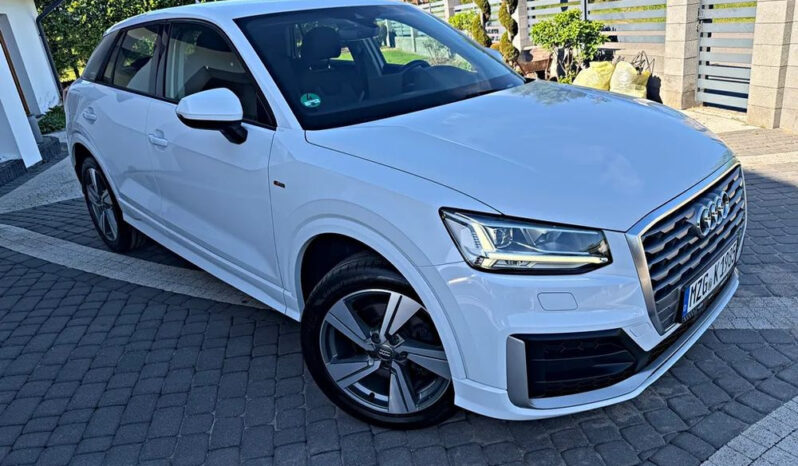 AUDI Q2  | FWD (przód) | Manualna | 116 KM | Biały full