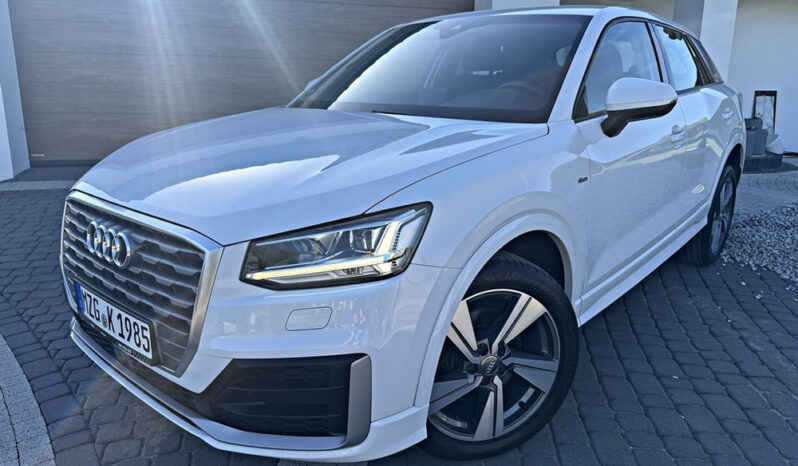 AUDI Q2  | FWD (przód) | Manualna | 116 KM | Biały full