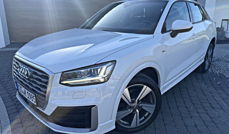AUDI Q2  | FWD (przód) | Manualna | 116 KM | Biały full