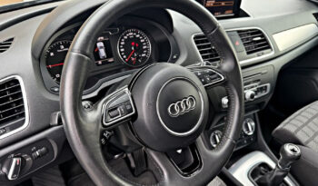 AUDI Q3  | FWD (przód) | Manualna | 140 KM | Szary full