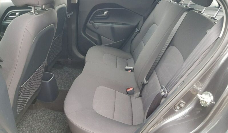 KIA Rio  | FWD (przód) | Manualna | 85 KM | Szary full