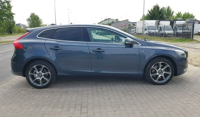 VOLVO V40  | FWD (przód) | Manualna | 150 KM | Niebieski full