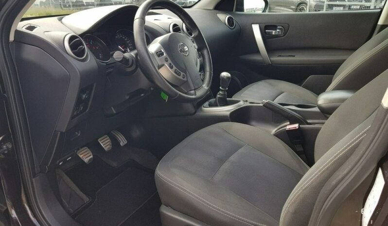NISSAN Qashqai  | FWD (przód) | Manualna | 130 KM | Fioletowy full