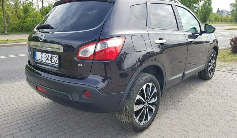 NISSAN Qashqai  | FWD (przód) | Manualna | 130 KM | Fioletowy full