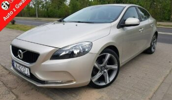 Volvo V40  | Fwd (Przód) | Manualna | 152 Km | Złoty