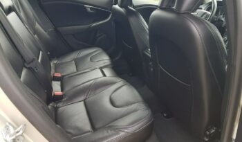VOLVO V40  | FWD (przód) | Manualna | 152 KM | Złoty full