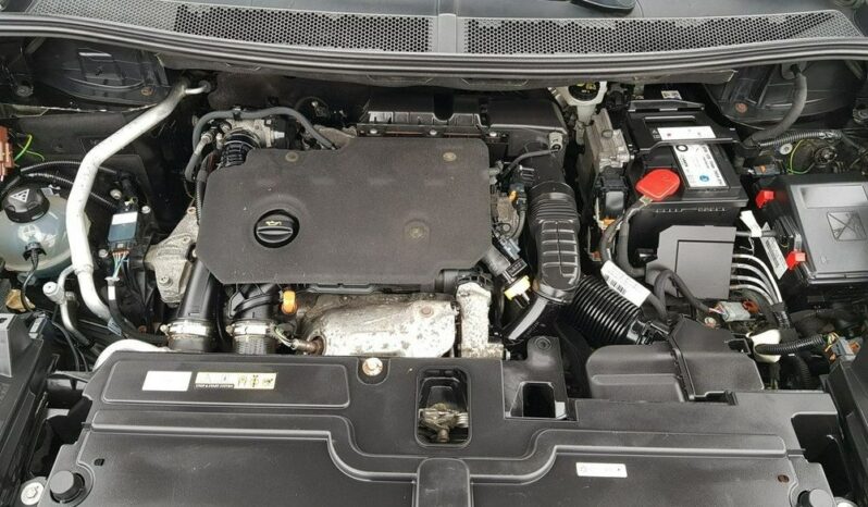 OPEL Grandland X | FWD (przód) | Automatyczna | 130 KM | Czarny full