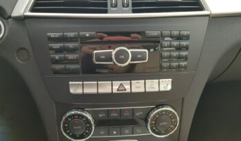 MERCEDES-BENZ Klasa C | RWD (tył) | Automatyczna | 204 KM | Czarny full