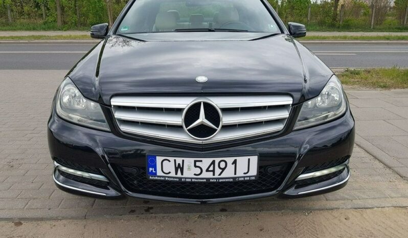 MERCEDES-BENZ Klasa C | RWD (tył) | Automatyczna | 204 KM | Czarny full