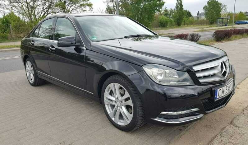 MERCEDES-BENZ Klasa C | RWD (tył) | Automatyczna | 204 KM | Czarny full