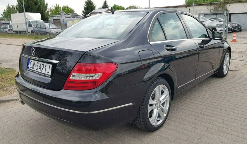 MERCEDES-BENZ Klasa C | RWD (tył) | Automatyczna | 204 KM | Czarny full
