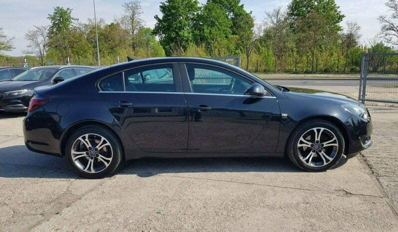 OPEL Insignia  | FWD (przód) | Manualna | 140 KM | Czarny full