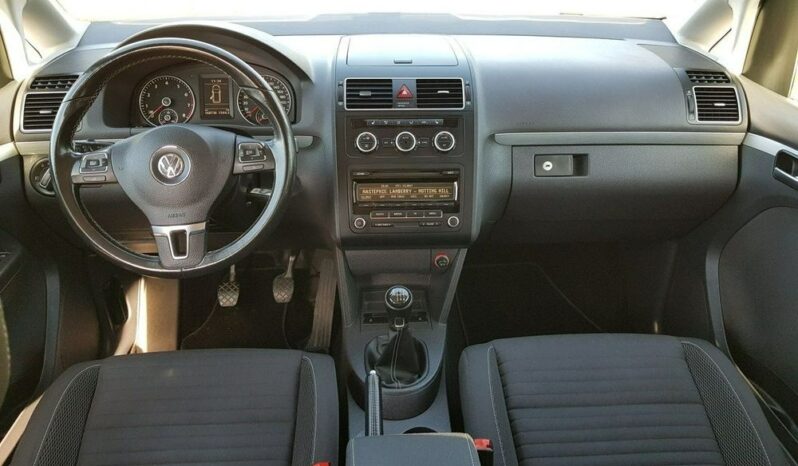 VOLKSWAGEN Touran  | FWD (przód) | Manualna | 140 KM | Biały full