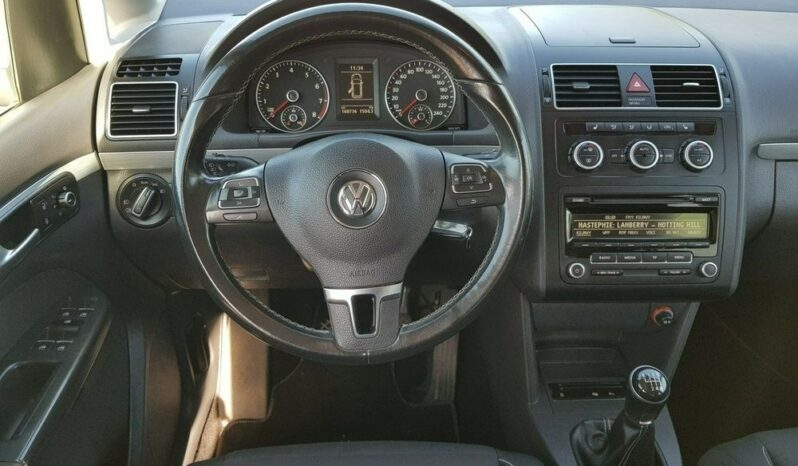 VOLKSWAGEN Touran  | FWD (przód) | Manualna | 140 KM | Biały full