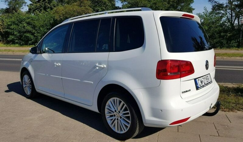 VOLKSWAGEN Touran  | FWD (przód) | Manualna | 140 KM | Biały full