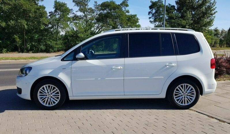 VOLKSWAGEN Touran  | FWD (przód) | Manualna | 140 KM | Biały full