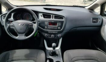 KIA Ceed  | FWD (przód) | Manualna | 100 KM | Czarny full