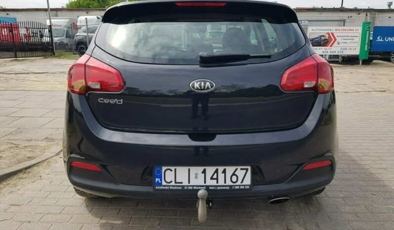 KIA Ceed  | FWD (przód) | Manualna | 100 KM | Czarny full