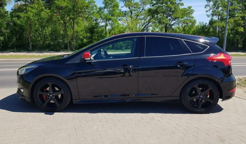 FORD Focus  | FWD (przód) | Manualna | 150 KM | Czarny full