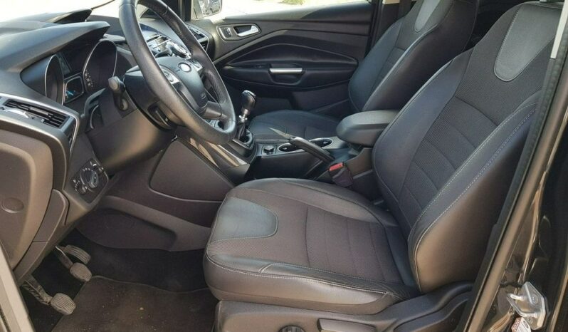 FORD Kuga  | FWD (przód) | Manualna | 150 KM | Czarny full