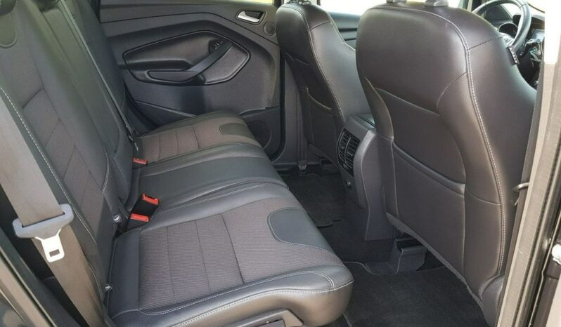 FORD Kuga  | FWD (przód) | Manualna | 150 KM | Czarny full