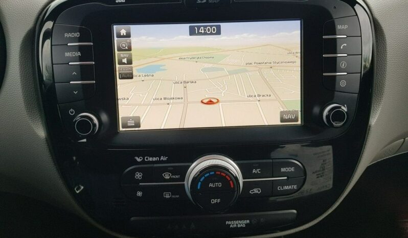 KIA Soul  | FWD (przód) | Manualna | 136 KM | Czarny full
