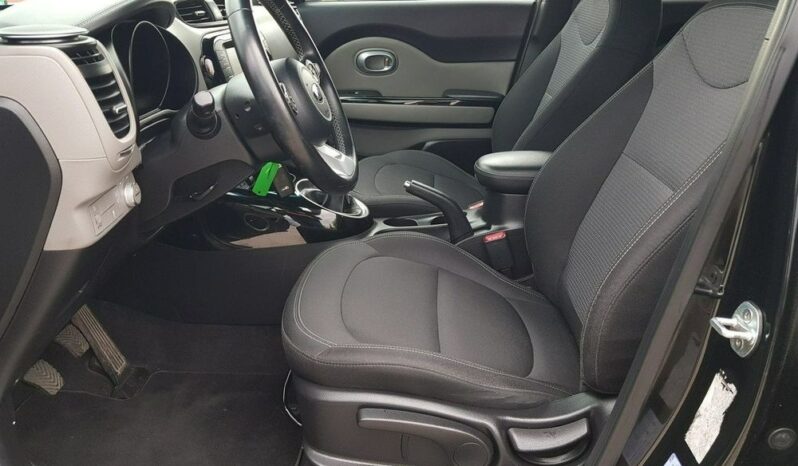 KIA Soul  | FWD (przód) | Manualna | 136 KM | Czarny full