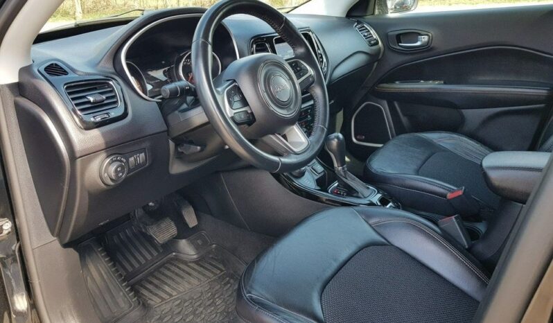 JEEP Compass  | 4×4 (doł. automatycznie) | Automatyczna | 140 KM | Czarny full