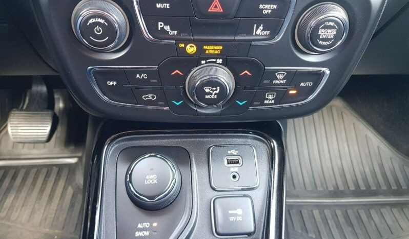JEEP Compass  | 4×4 (doł. automatycznie) | Automatyczna | 140 KM | Czarny full