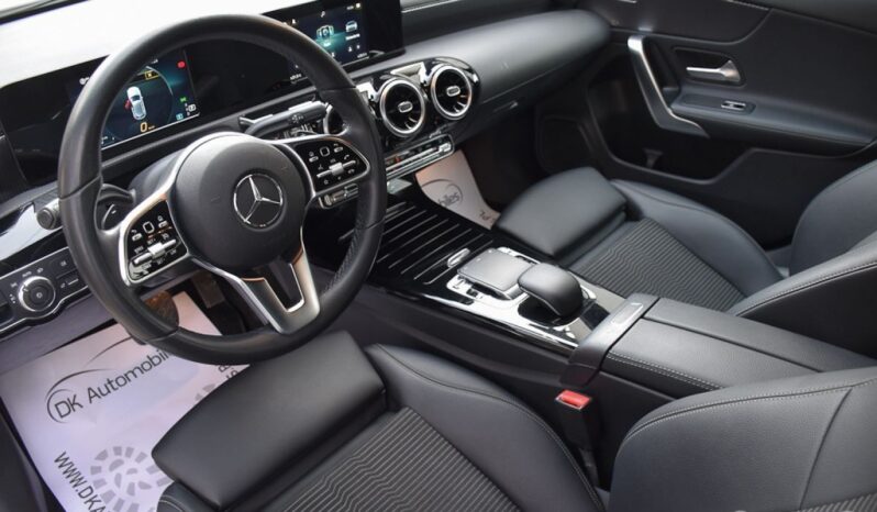 MERCEDES-BENZ Klasa A | FWD (przód) | Automatyczna | 136 KM | Biały full