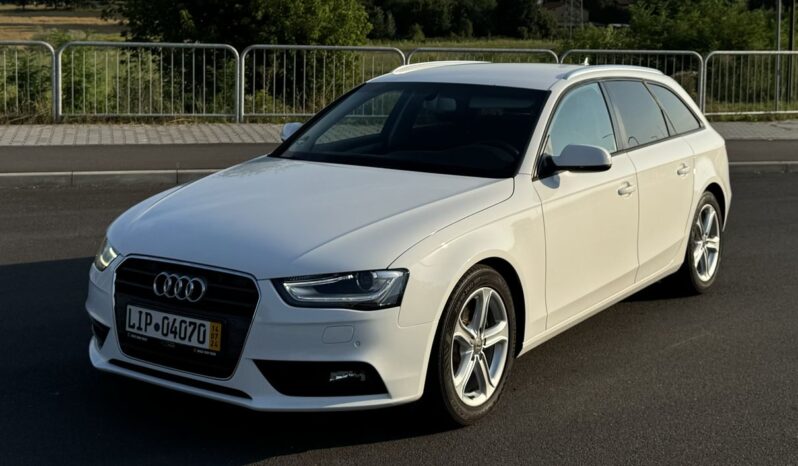 AUDI A4  | FWD (przód) | Manualna | 177 KM | Biały