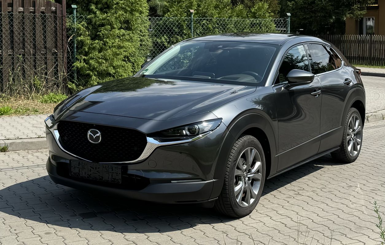 Mazda Cx-30  | 4X4 (Stały) | Automatyczna | 180 Km |