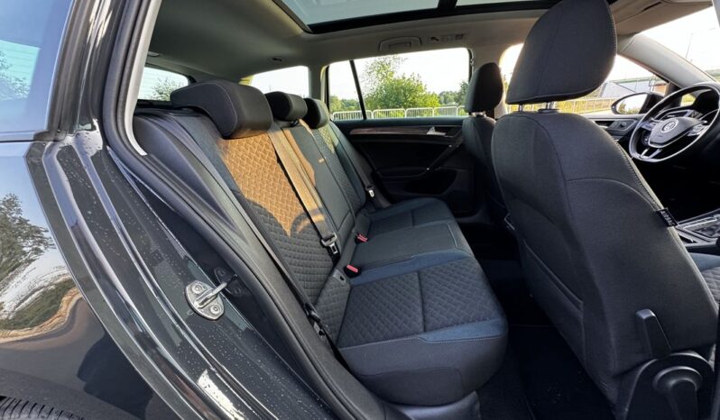 VOLKSWAGEN Golf  | FWD (przód) | Automatyczna | 150 KM | Szary full