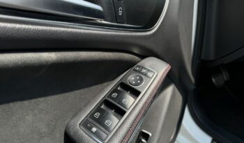 MERCEDES-BENZ CLA  | 4×4 (stały) | Automatyczna | 184 KM | Biały full