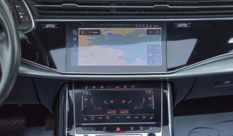 AUDI Q8  | 4×4 (stały) | Automatyczna | 286 KM | Pomarańczowy full