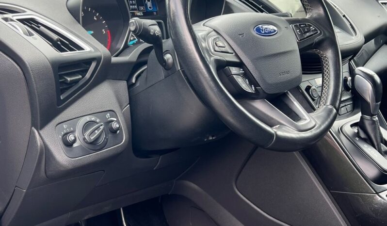 FORD   Kuga     180 KM    Automatyczna    4×4 (stały)    Szary full