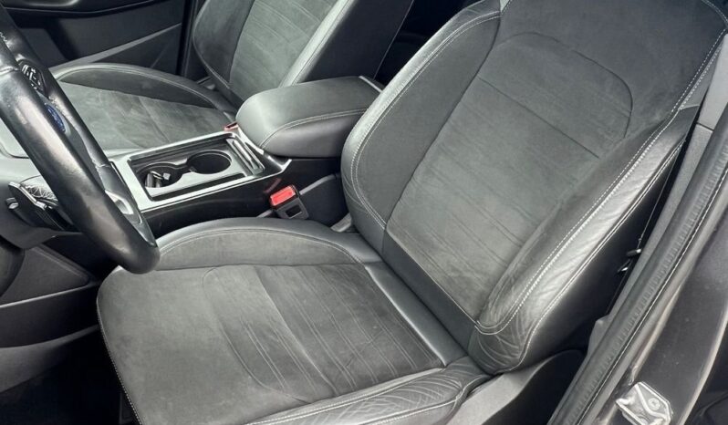 FORD   Kuga     180 KM    Automatyczna    4×4 (stały)    Szary full