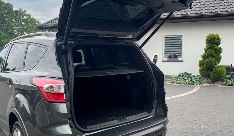 FORD   Kuga     180 KM    Automatyczna    4×4 (stały)    Szary full