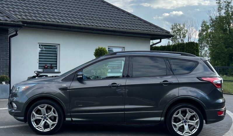 FORD   Kuga     180 KM    Automatyczna    4×4 (stały)    Szary full