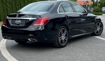 MERCEDES-BENZ   Klasa C    184 KM    Automatyczna    RWD (tył)    Czarny full