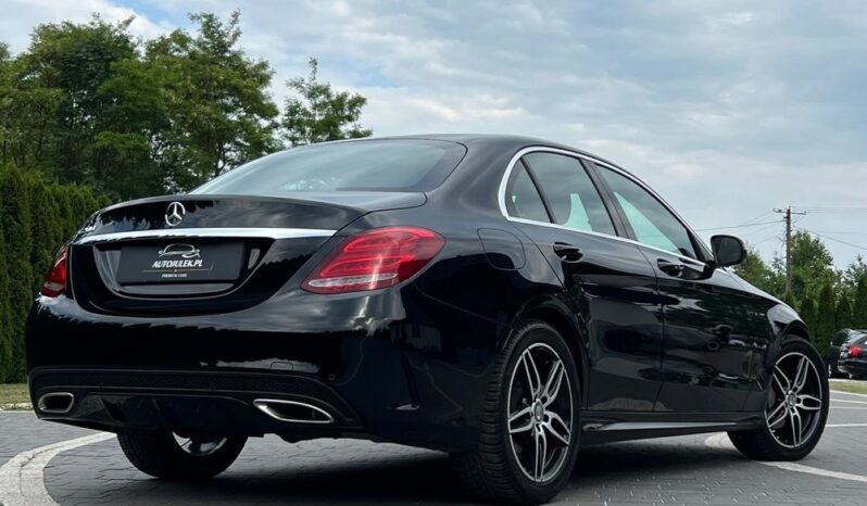 MERCEDES-BENZ   Klasa C    184 KM    Automatyczna    RWD (tył)    Czarny full