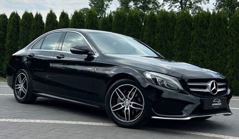 MERCEDES-BENZ   Klasa C    184 KM    Automatyczna    RWD (tył)    Czarny full