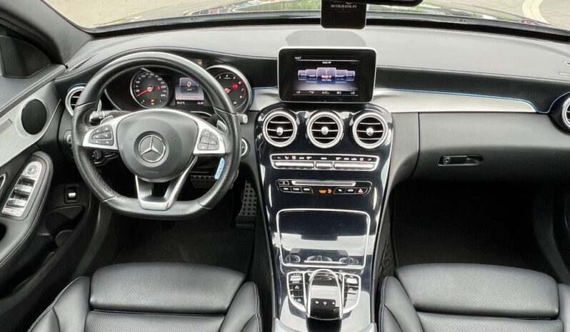 MERCEDES-BENZ   Klasa C    184 KM    Automatyczna    RWD (tył)    Czarny full