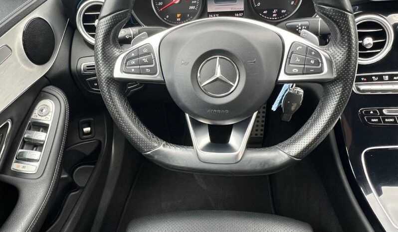 MERCEDES-BENZ   Klasa C    184 KM    Automatyczna    RWD (tył)    Czarny full