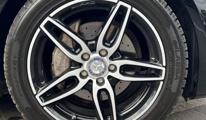 MERCEDES-BENZ   Klasa C    184 KM    Automatyczna    RWD (tył)    Czarny full