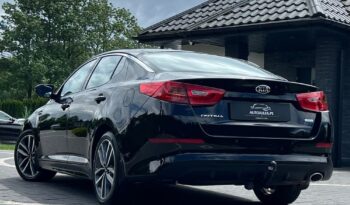 KIA   Optima     136 KM    Manualna    FWD (przód)    Czarny full